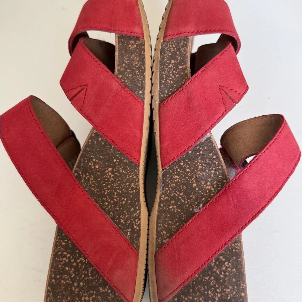 Dansko Elegant Red adjustable Buckle Sandals size 9-9.5